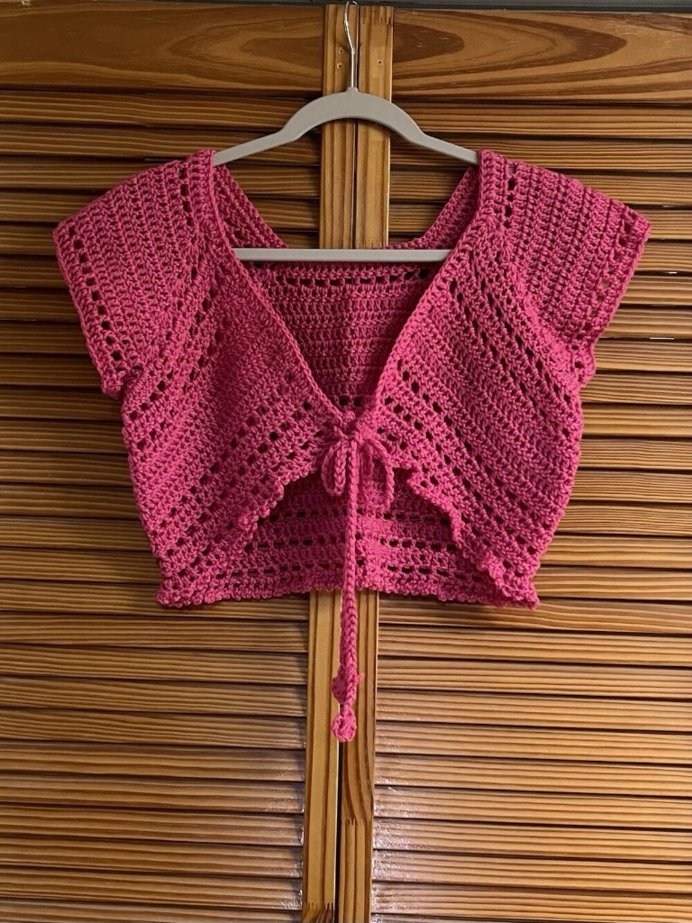 WOMEN HANDMADE CROCHET CROPPED UNDER BUST BOLERO PINK COLOR. SIZE M-L